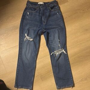 Abercrombie & Fitch High Rise Denim